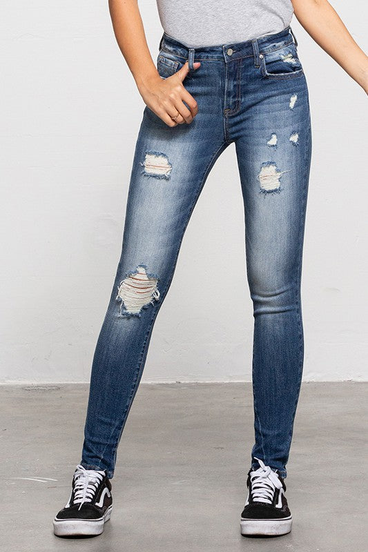MID-RISE PREMIUM BODY DISTRESSED ANKLE SKINNY