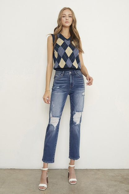 MID-RISE BOYFRIEND JEANS