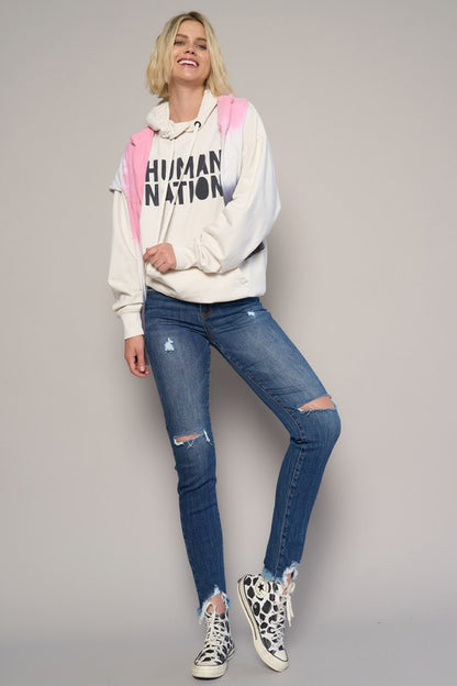 MID-RISE CROP SLIM SKINNY