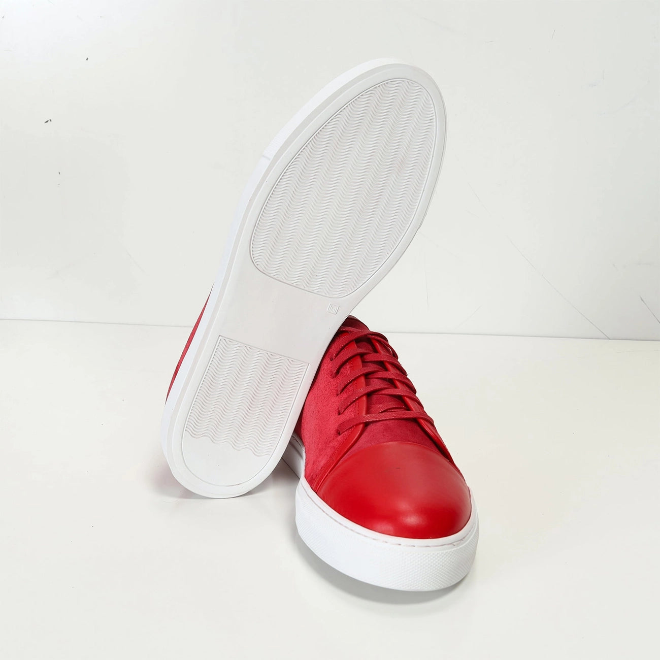 Ron Tomson Men's Leather and Suede Court Sneakers - Red White
